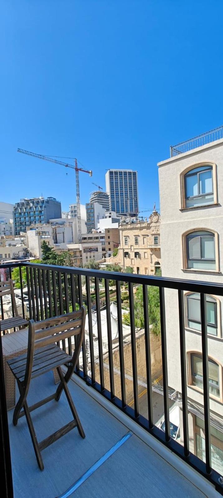 Luxury Garden View At Spinola Bay St Julians Apartment St. Julian's Exterior foto